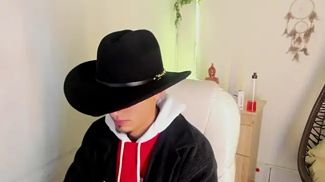 Aroon smith  online show from January 16, 2026, 1:37 pm