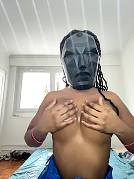 cassie miller velvet online show from December 19, 2025, 11:28 am