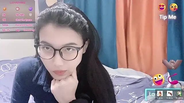 zhnmjx2025 online show from April 14, 2026, 2:01 pm