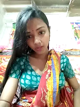 Snapshot of doll2007 chatting on February 12, 2026, 8:31 am doll2007 online show from February 12, 2026, 8:31 am