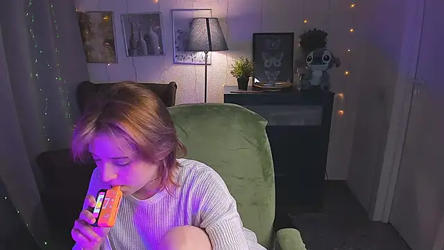 SarahShelby online show from May 13, 2026, 4:37 pm