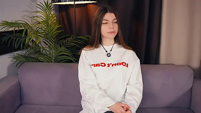 NeidaGowing online show from December 21, 2025, 8:10 am