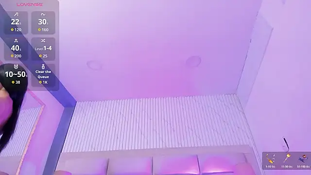 ManuelaEvans  online show from March 11, 2026, 7:42 pm