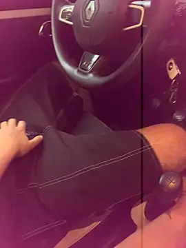 Snapshot of bety13 chatting on March 3, 2026, 9:15 am bety13 online show from March 3, 2026, 9:15 am