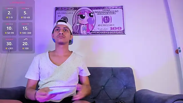 Victor LatinBoy online show from March 29, 2026, 5:07 am