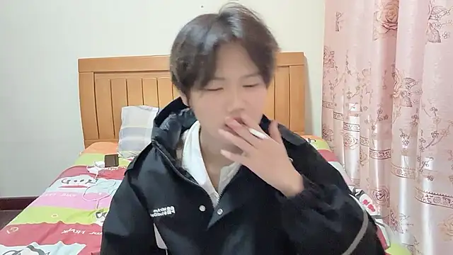 Snapshot of junnan001 chatting on January 17, 2026, 2:00 pm junnan001 online show from January 17, 2026, 2:00 pm