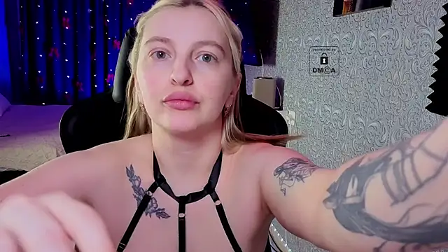 Snapshot of Eva_Vibe_ chatting on February 8, 2026, 5:16 pm Eva Vibe online show from February 8, 2026, 5:16 pm