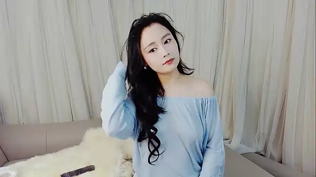 HCOCO online show from February 24, 2026, 1:42 pm