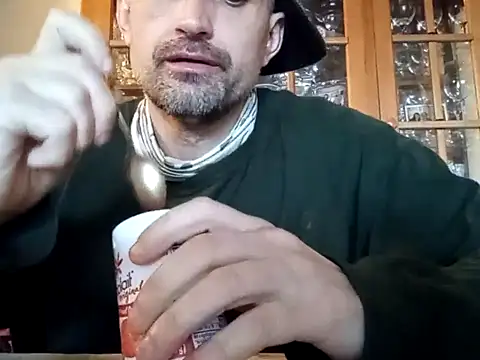 Snapshot of ViciouzzD chatting on March 1, 2026, 10:01 pm ViciouzzD online show from March 1, 2026, 10:01 pm