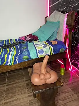 TheSexyLaura online show from March 9, 2026, 8:57 pm