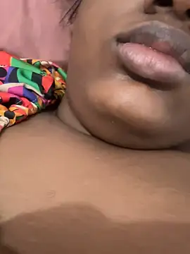 amorasecy online show from April 16, 2026, 10:16 am