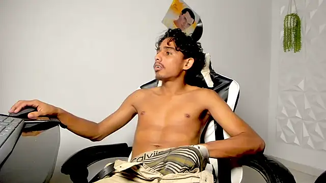 danny hot23  online show from April 21, 2026, 3:24 am