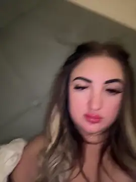 merabel1995 online show from December 22, 2025, 11:35 pm