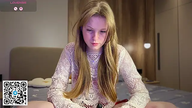 Snapshot of steffi_meoww chatting on May 19, 2026, 10:16 pm steffi meoww online show from May 19, 2026, 10:16 pm