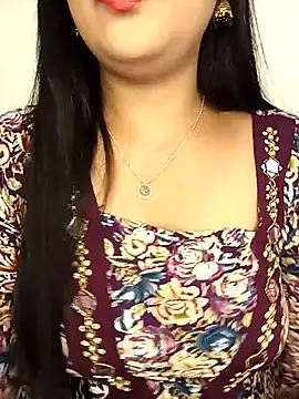 Deshi bhabhi143 online show from April 14, 2026, 7:14 am