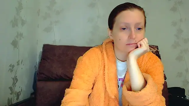 CrystallAngel online show from January 10, 2026, 4:09 pm