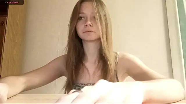 Snapshot of Aura_skyei chatting on January 13, 2026, 6:24 pm Aura skyei online show from January 13, 2026, 6:24 pm