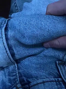 LittleGuy 2007 online show from April 7, 2026, 10:09 pm