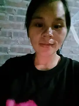 DIANAKUTE online show from May 13, 2026, 1:08 pm