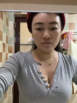 Molly-xiao online show from March 11, 2026, 11:55 pm