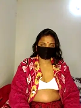 Snapshot of Hot_Sweety02 chatting on February 12, 2026, 9:43 pm Hot Sweety02 online show from February 12, 2026, 9:43 pm