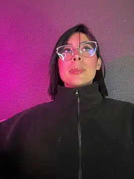 luna gv online show from January 14, 2026, 9:48 am