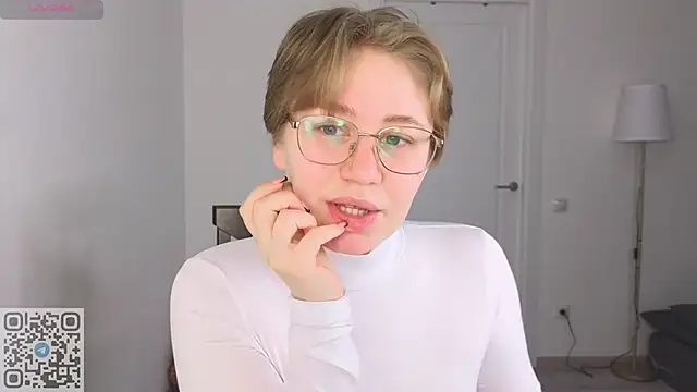 starsonthesky online show from February 3, 2026, 7:13 am