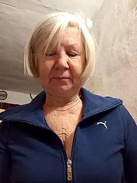 KlaudiaDarling online show from February 4, 2026, 12:49 am