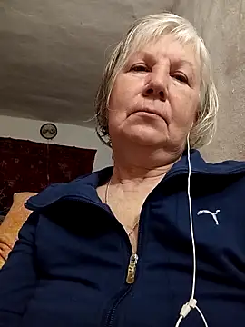 KlaudiaDarling online show from February 28, 2026, 10:33 pm