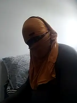 Snapshot of Bra-G chatting on March 2, 2026, 7:59 am Bra-G online show from March 2, 2026, 7:59 am