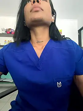 Sarah Hinata online show from January 7, 2026, 4:20 pm