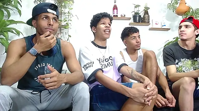 Interracial Snow Bunny online show from March 6, 2026, 11:12 pm