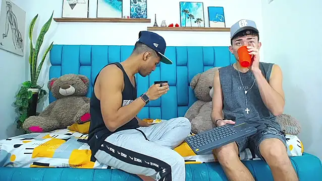 Interracial Snow Bunny online show from March 16, 2026, 2:10 pm