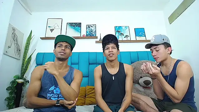 Interracial Snow Bunny online show from March 23, 2026, 8:13 pm