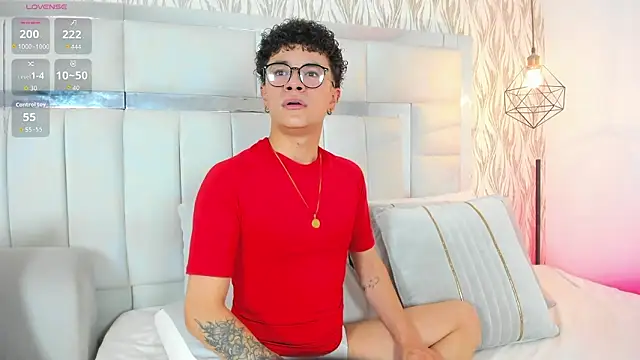 imxxjoel online show from February 17, 2026, 4:42 am