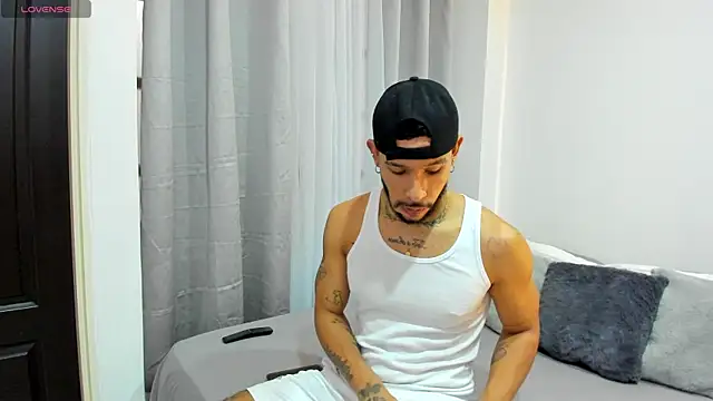 Jeisonmillan  online show from January 6, 2026, 11:58 am