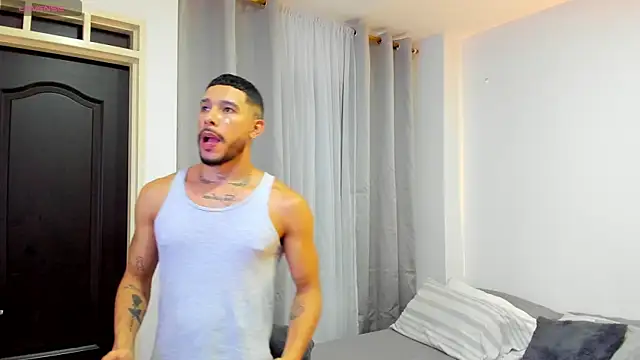 Jeisonmillan  online show from January 11, 2026, 2:38 am