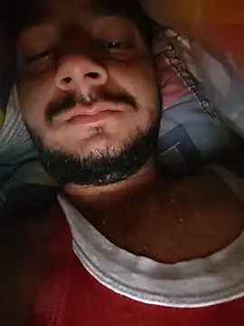 amazingboyyy12 online show from April 8, 2026, 12:21 am