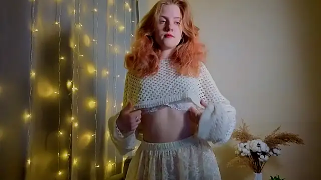 RennaHettes online show from April 12, 2026, 1:10 am