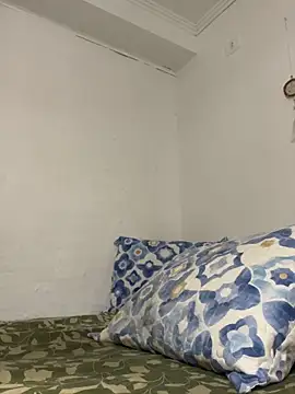 moronoiroficial online show from April 16, 2026, 12:11 am