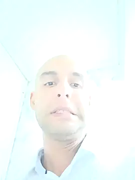 Snapshot of SaitamaCH chatting on January 6, 2026, 7:06 pm SaitamaCH online show from January 6, 2026, 7:06 pm