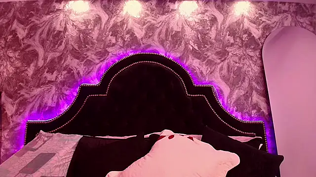 Chloe Connor online show from March 6, 2026, 9:44 pm