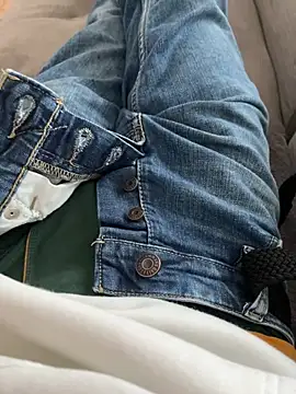 sexyschiavo online show from March 21, 2026, 4:32 pm