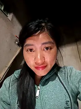 Hiniyk2 online show from March 5, 2026, 1:51 pm