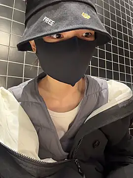 ZJbaby online show from March 9, 2026, 1:04 pm