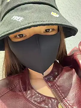 ZJbaby online show from April 23, 2026, 1:57 pm