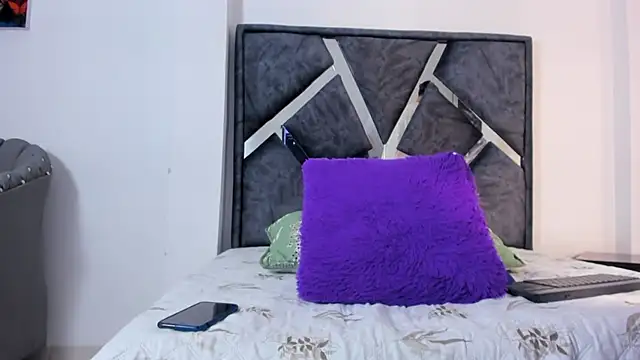 Liam saint online show from February 13, 2026, 12:23 pm