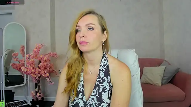 Marie Hayes online show from June 8, 2026, 12:58 am