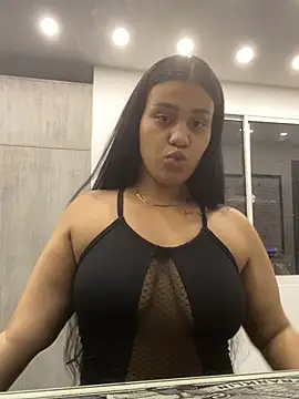 Snapshot of Miaawhithe chatting on January 10, 2026, 1:29 am Miaawhithe online show from January 10, 2026, 1:29 am