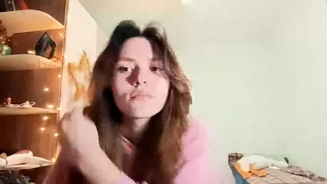 RedheadCuti online show from January 14, 2026, 2:01 pm